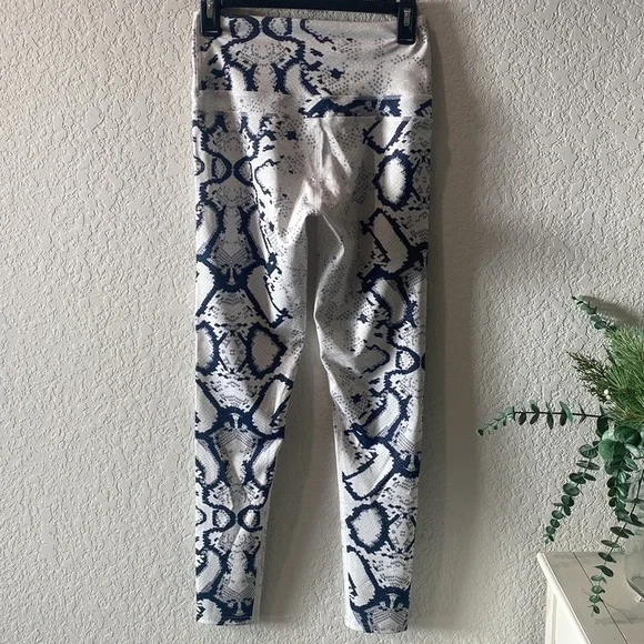 la Society Snake Print Leggings - Picture 7 of 8